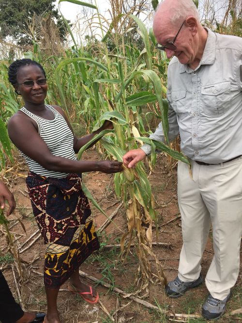 Cliff Hampton meets Nkoranza - a maize farmer in Ghana
